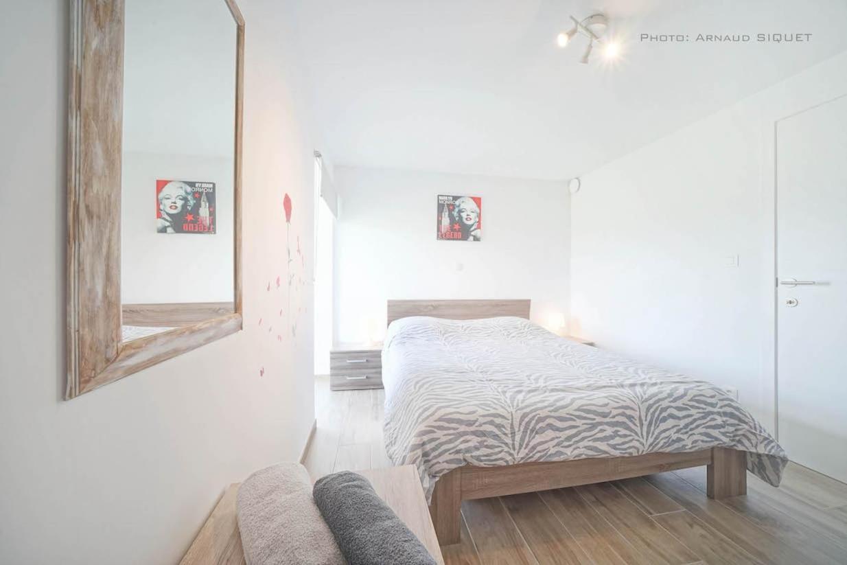 Gite Familial Ferme Des Aujes Falaen Onhaye Bagian luar foto